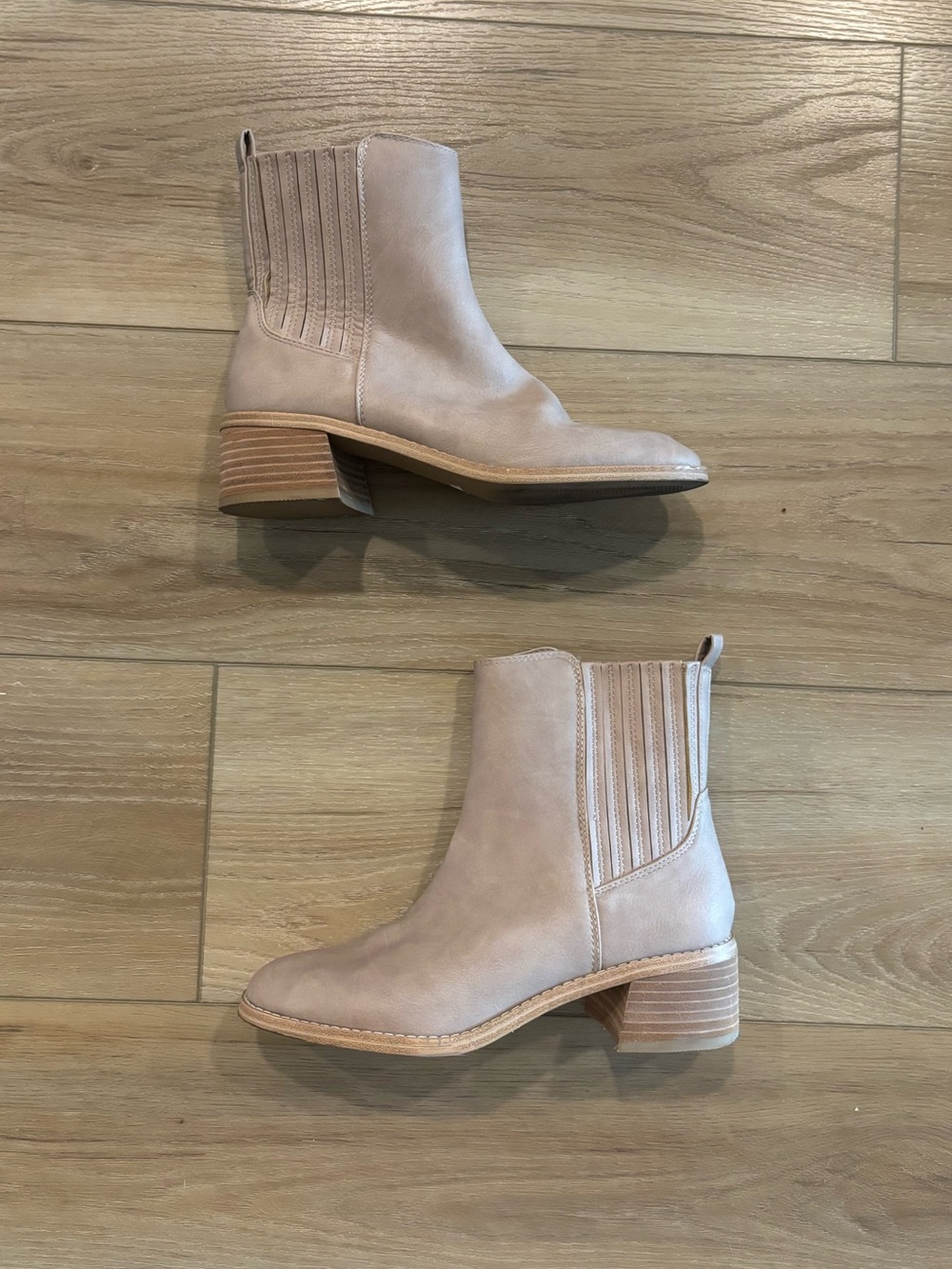Dolce Vita Light Blush Ankle Booties